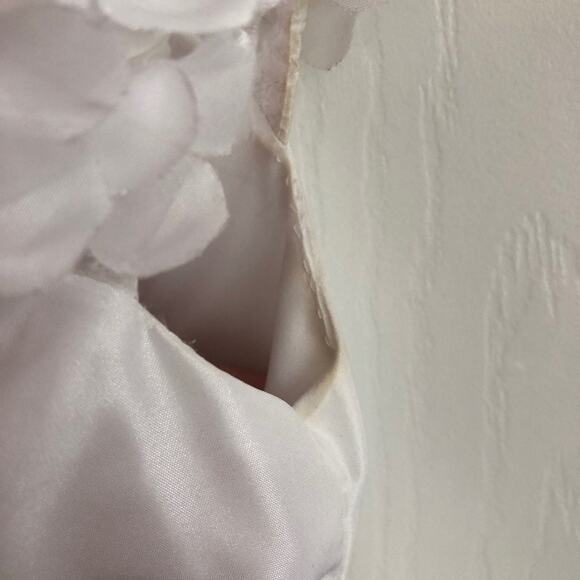 Joan Calabrese Girls formal dress in white aged 7 - Picture 12 of 12